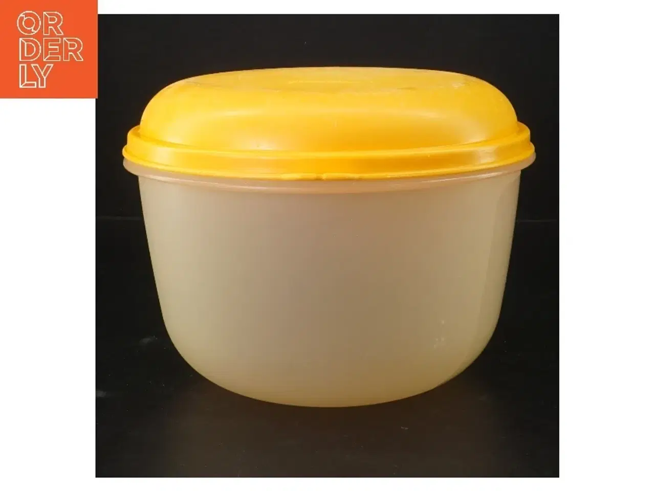 Billede 2 - Rund plastbeholder med låg fra Tupperware (str. Ø 20 cm, 14 cm)