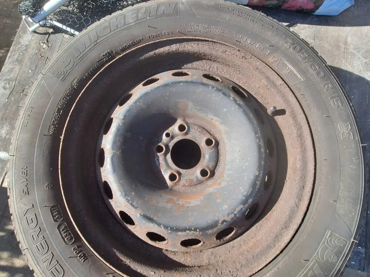 Billede 3 - Sommerdæk på stålfælge