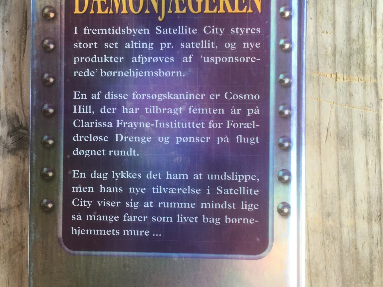 Billede 2 - Dæmonjægeren, Eoin Colfer, genre: fantasy