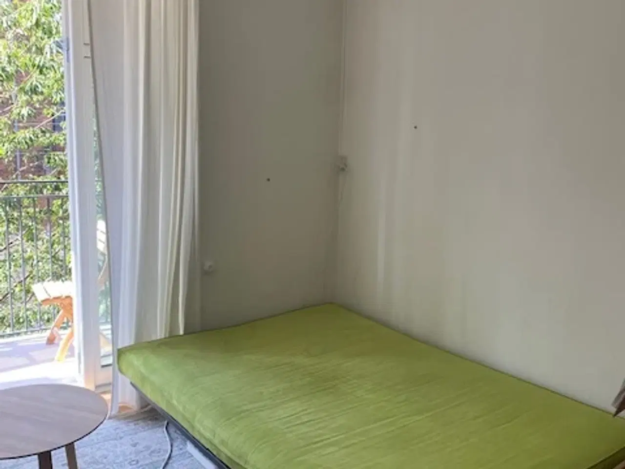 Billede 3 - Sovesofa, INNOVATION, limegrøn velourstof