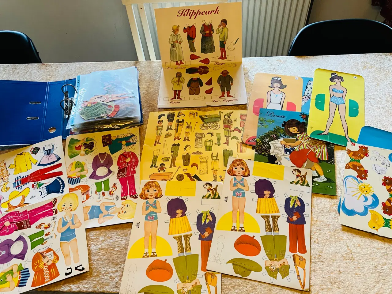 Billede 13 - Påklædnings dukker 