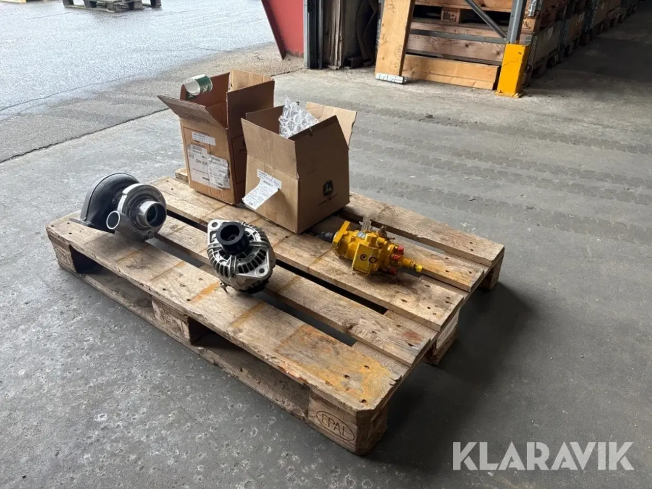 Billede 1 - Turbo, generator og brændstofpumpe John Deere og Stanadyne