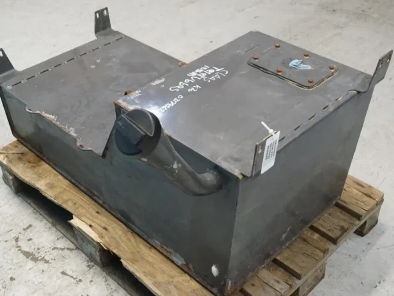 Billede 15 - Claas Targo K70 Dieseltank 3179562