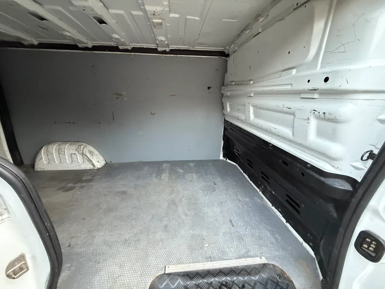 Billede 13 - Renault trafic 1.6 dci lav km 