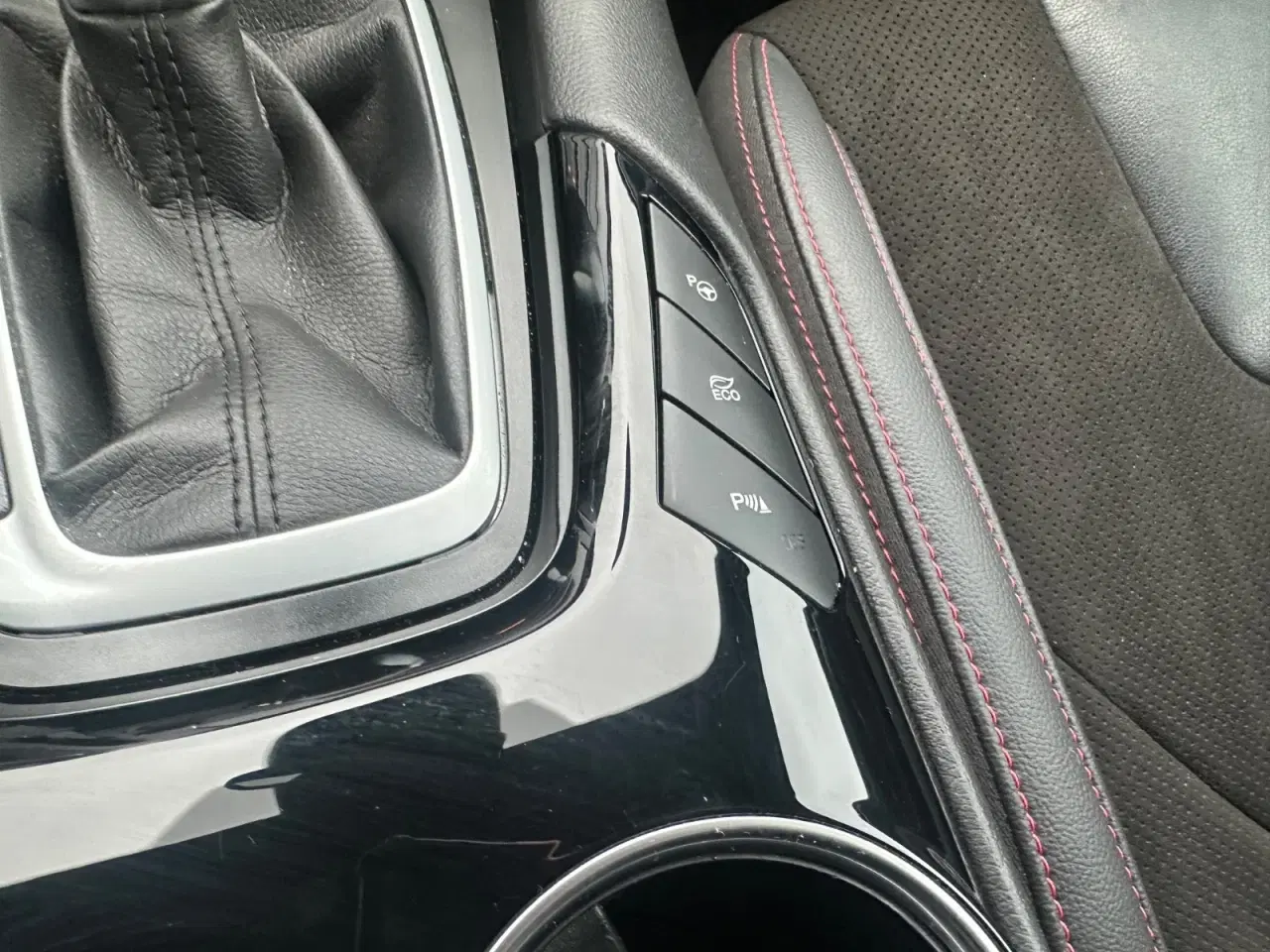 Billede 19 - Ford Mondeo 2,0 HEV ST-Line stc. CVT