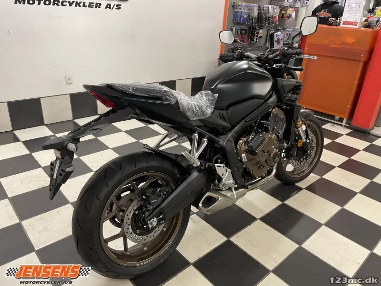 Billede 8 - Honda CB 650 R E-Clutch