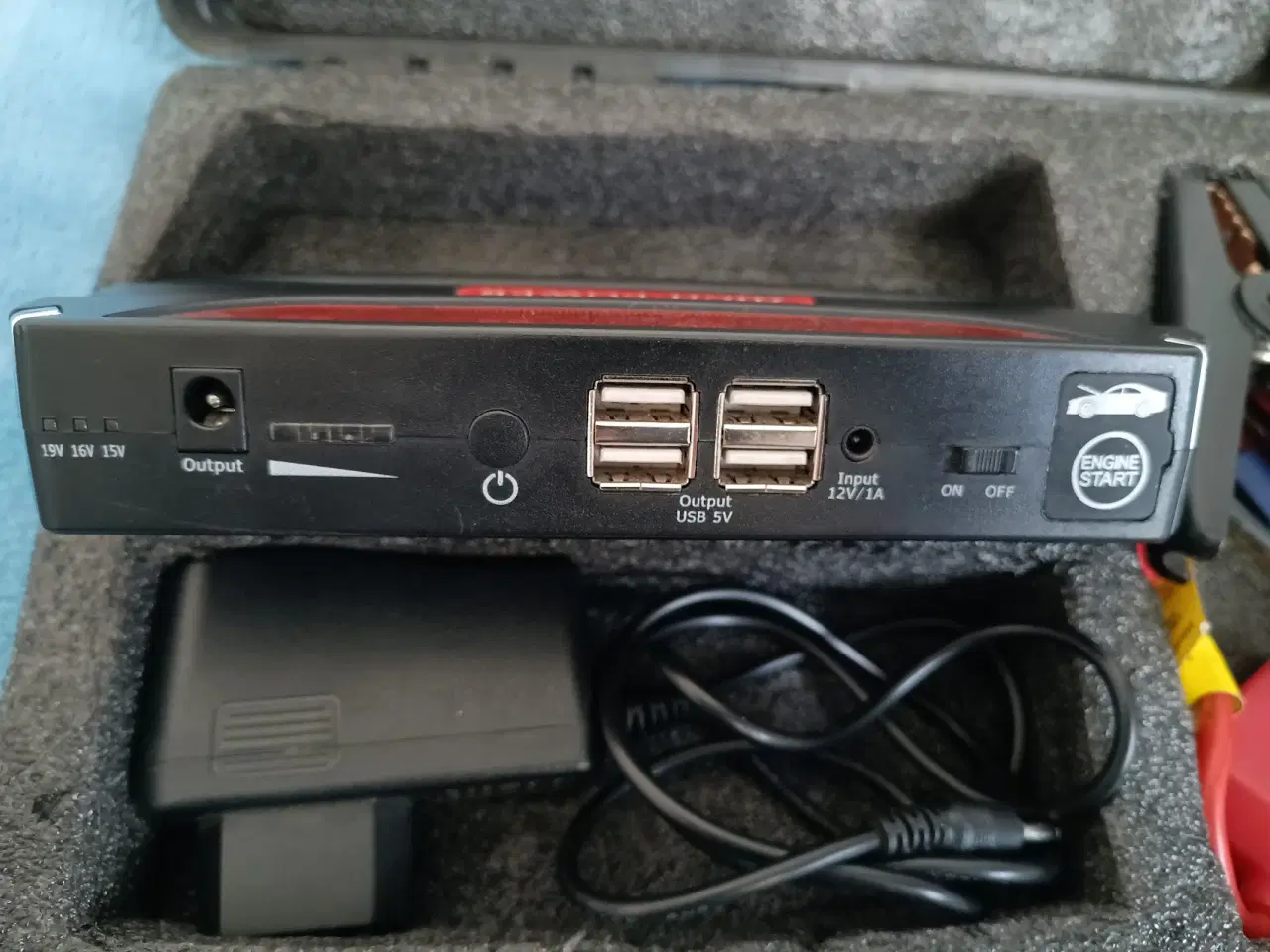 Billede 4 - Powerstation med solar el/batteri/solar oplader