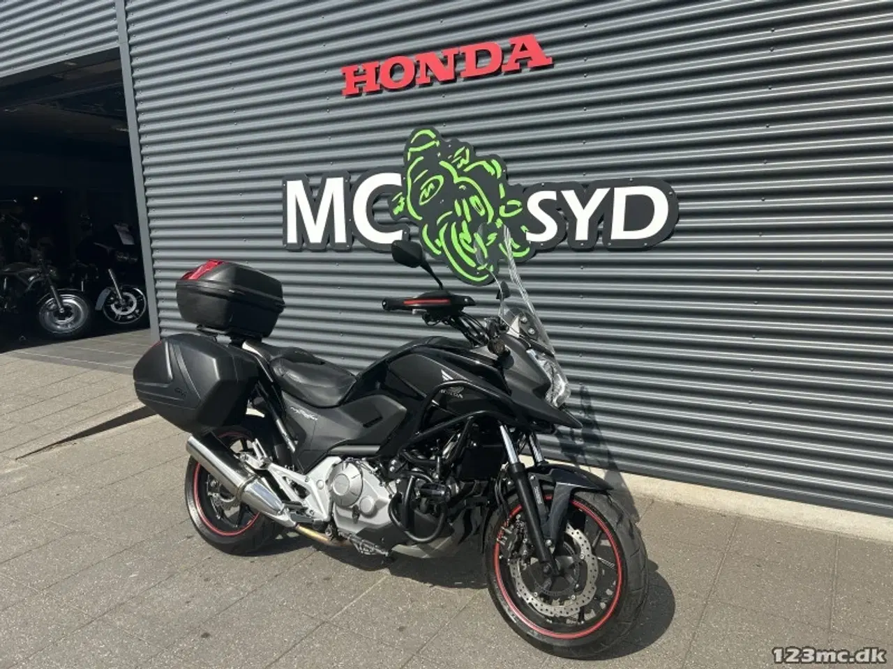Billede 2 - Honda NC 700 XA MC-SYD BYTTER GERNE