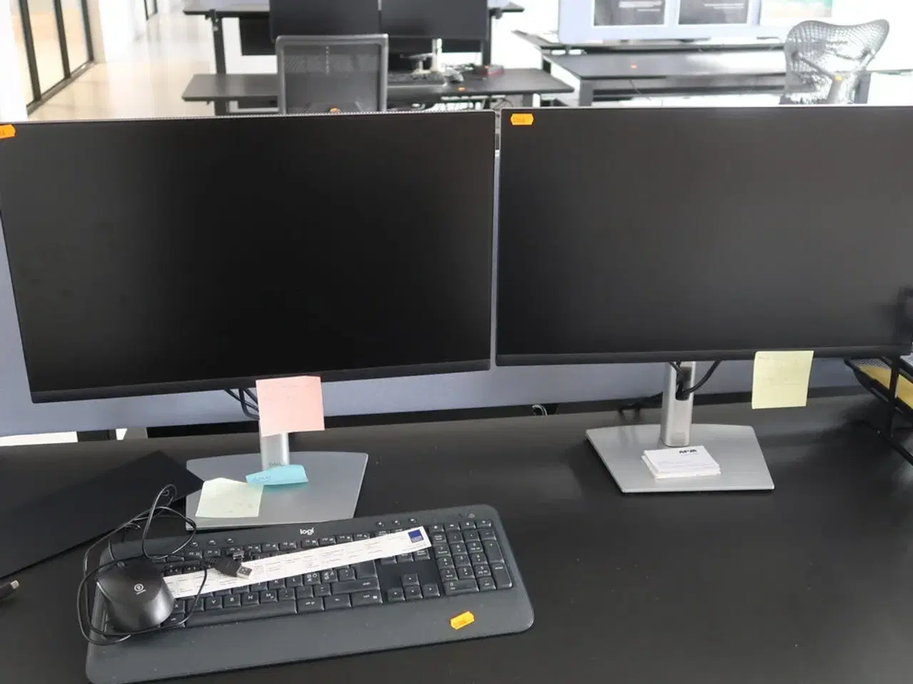 Billede 1 - 2 stk. computerskærme DELL P2422HE, tastatur, mus