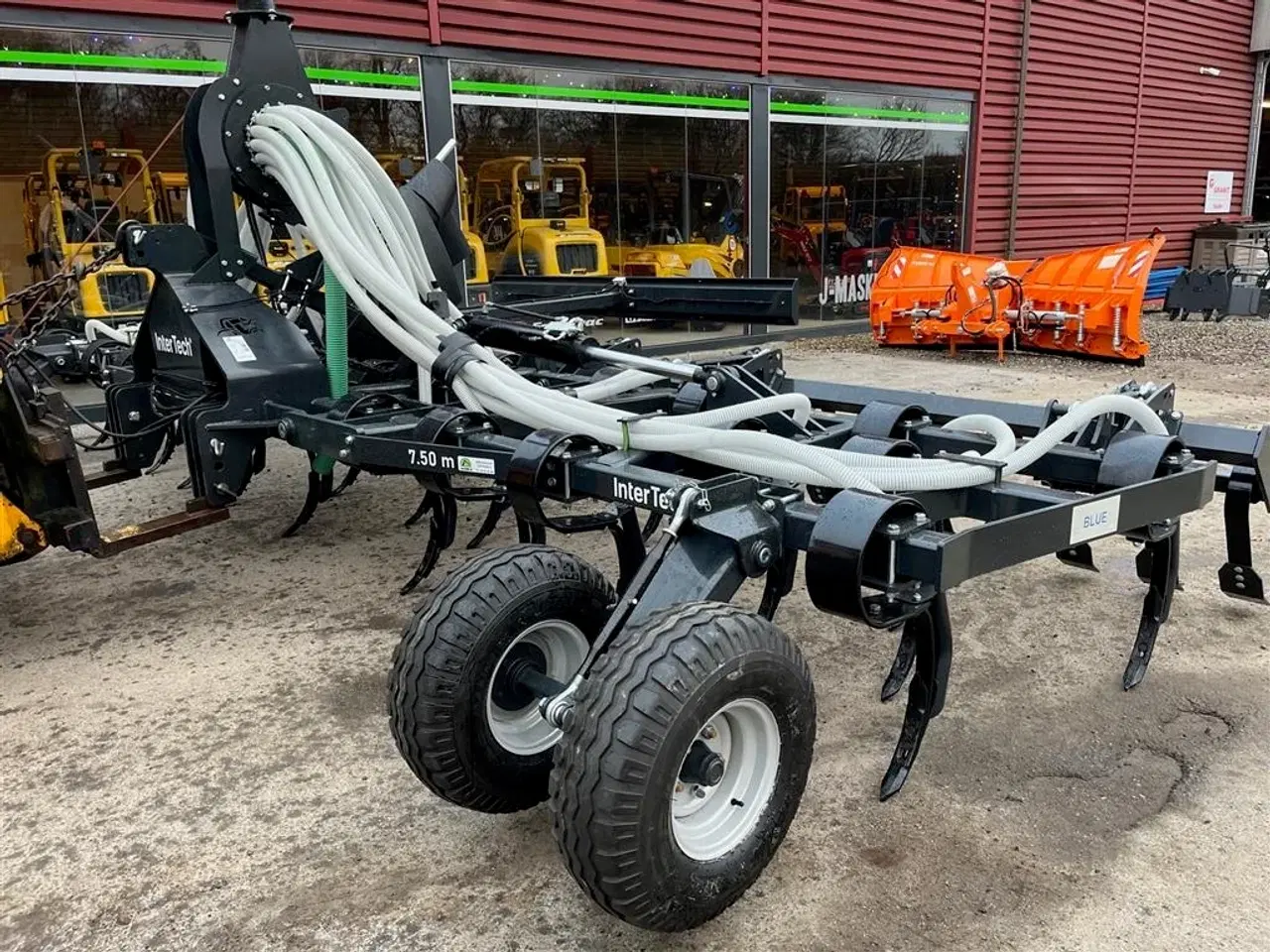 Billede 5 - Intertech Fabriksny 7.50 m. tandnedfælder