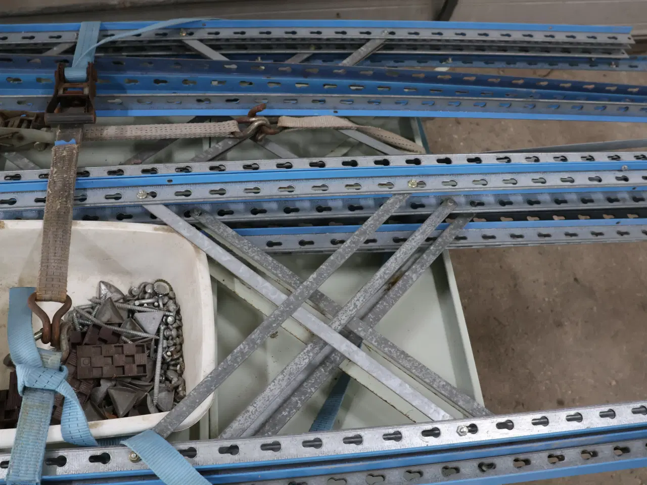 Billede 5 -  Lagerreol m/10 stk gavle