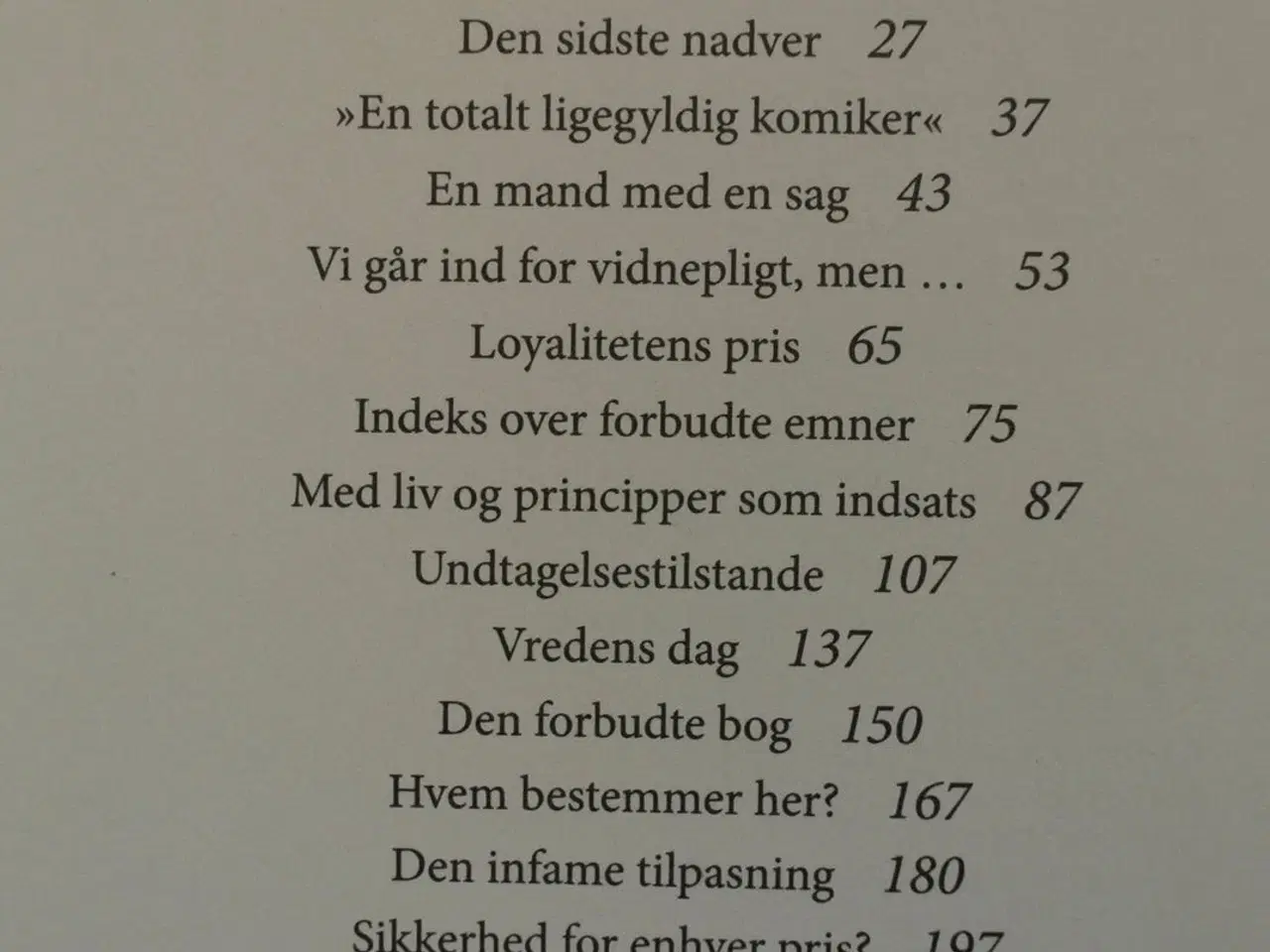 Billede 2 - de besatte, af flemming rose, emne: historie og sa