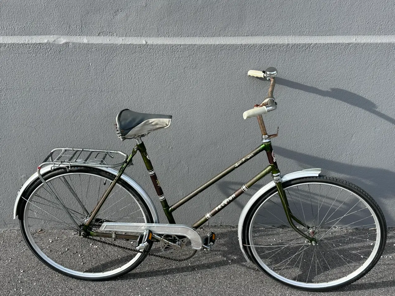 Billede 2 - Mørkegrøn Preston Sport Populær damecykel