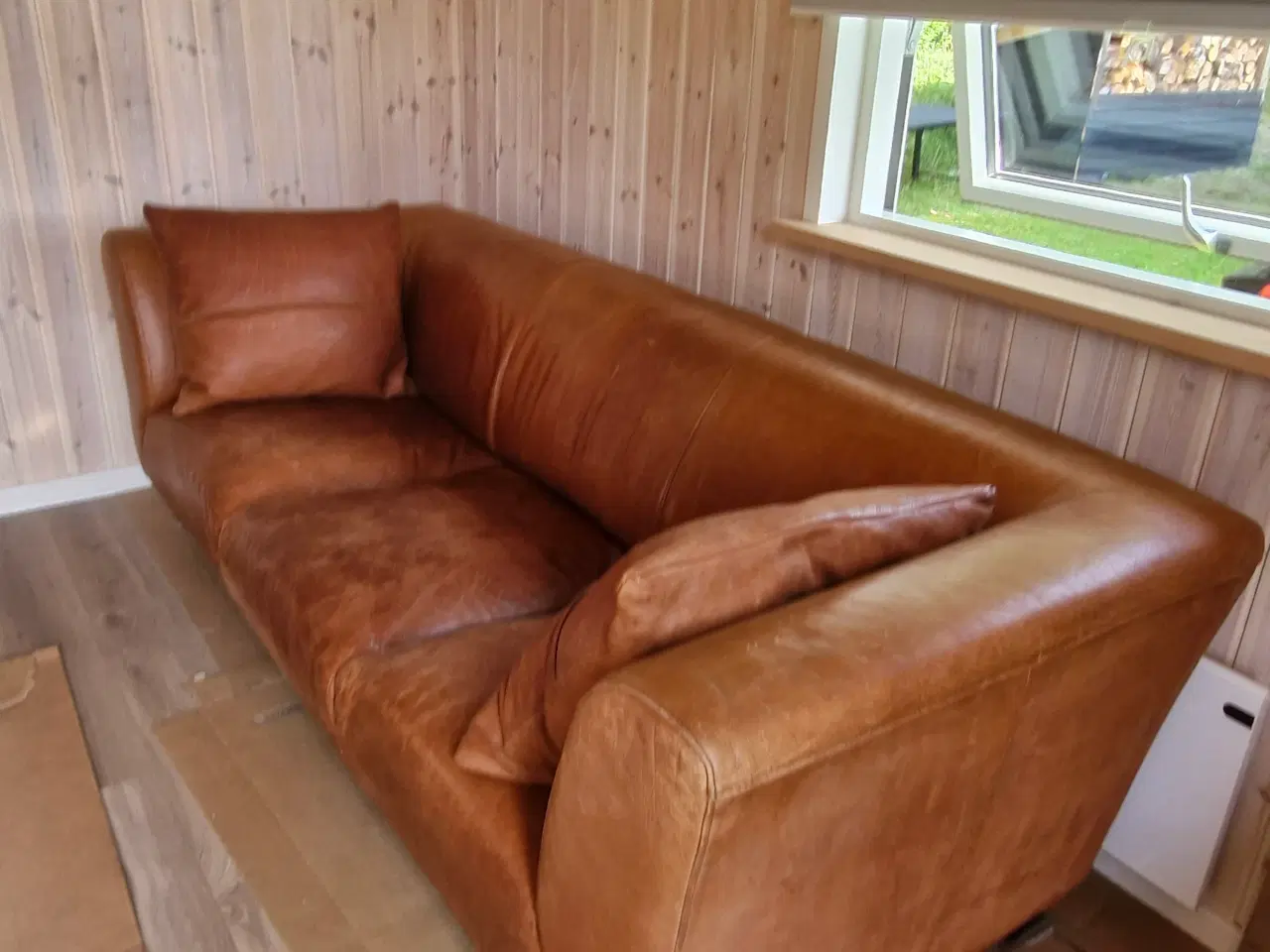 Billede 2 - Brun 3 personers lædersofa