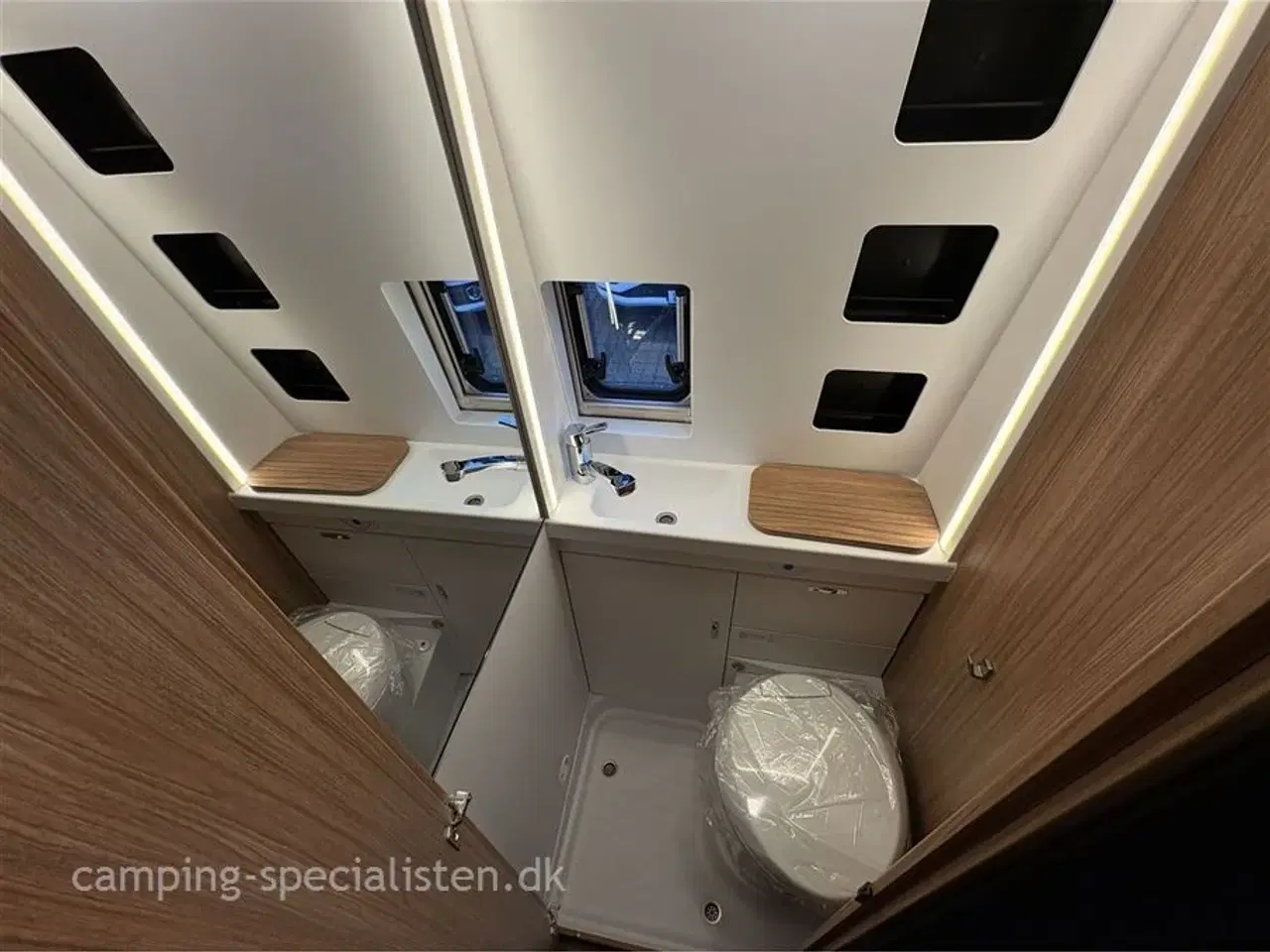 Billede 14 - 2026 - Weinsberg Carabus 540 MQ Edition Fire Ny Weinsberg Carabus 540 MQ Fire Edition 2026 - Kan ses nu hos Camping-Specialisten i Silkeborg