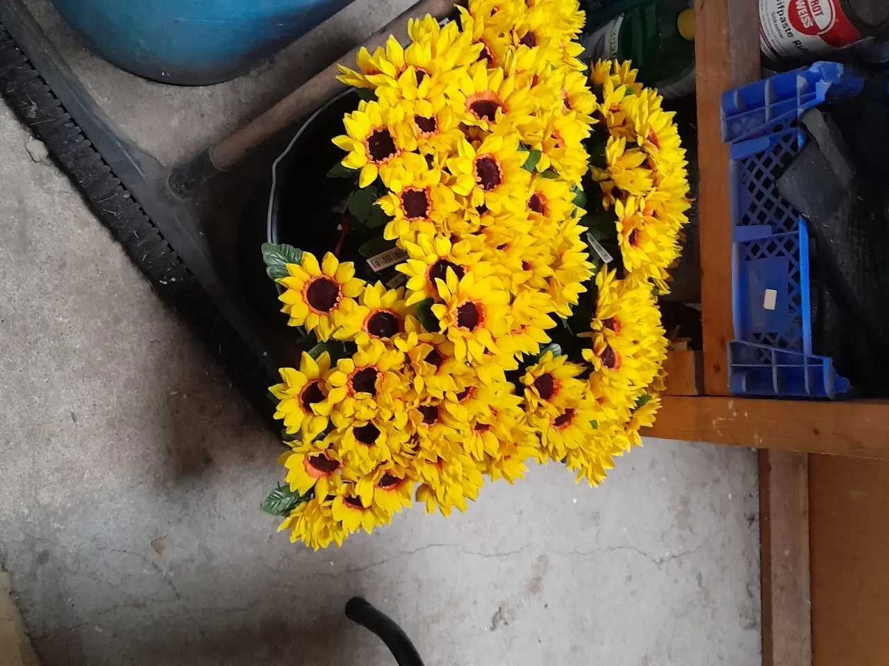 Billede 5 - Diverse Plastik blomster, fra 5,-kr. pr. stk.