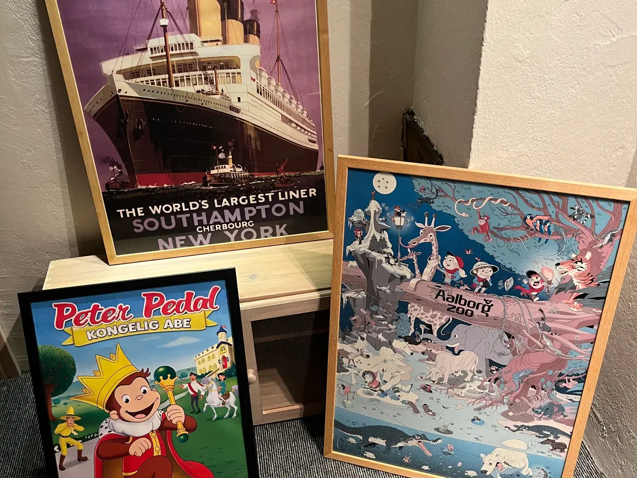 Billede 1 - 3 billeder/ plakater i ramme