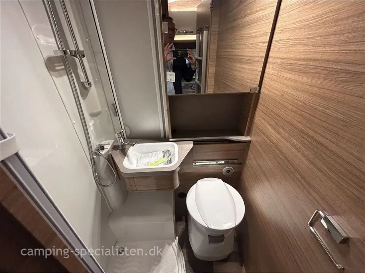 Billede 10 - 2026 - Weinsberg Pepper Edition MEG 640 Suite   Weinsberg CaraCompact 640 MEG Suite Edition Pepper MB 2026 - Kan snart ses hos Camping-Specialisten.dk