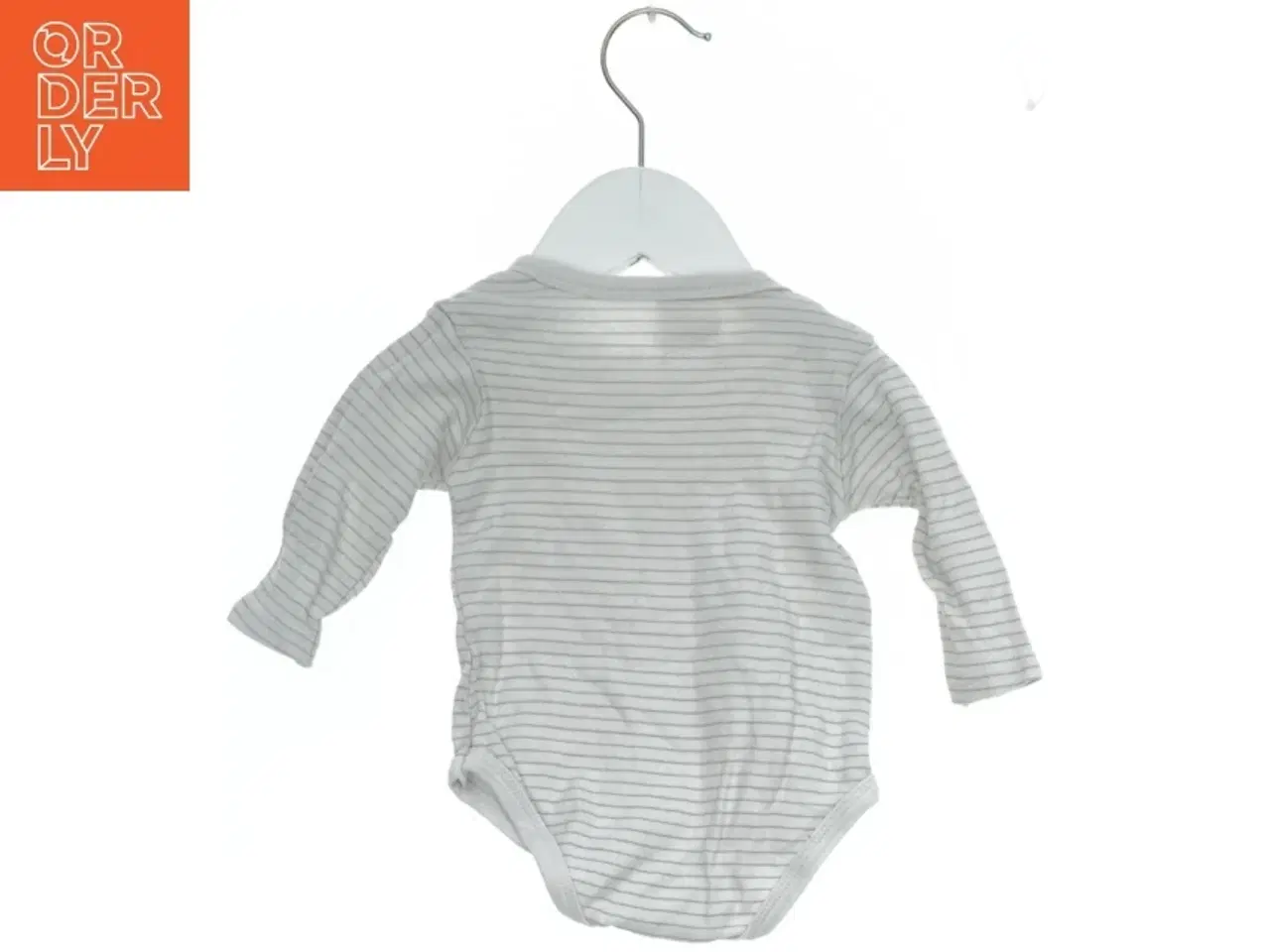 Billede 2 - Body med lange ærmer fra Just Too Cute (str. 62)