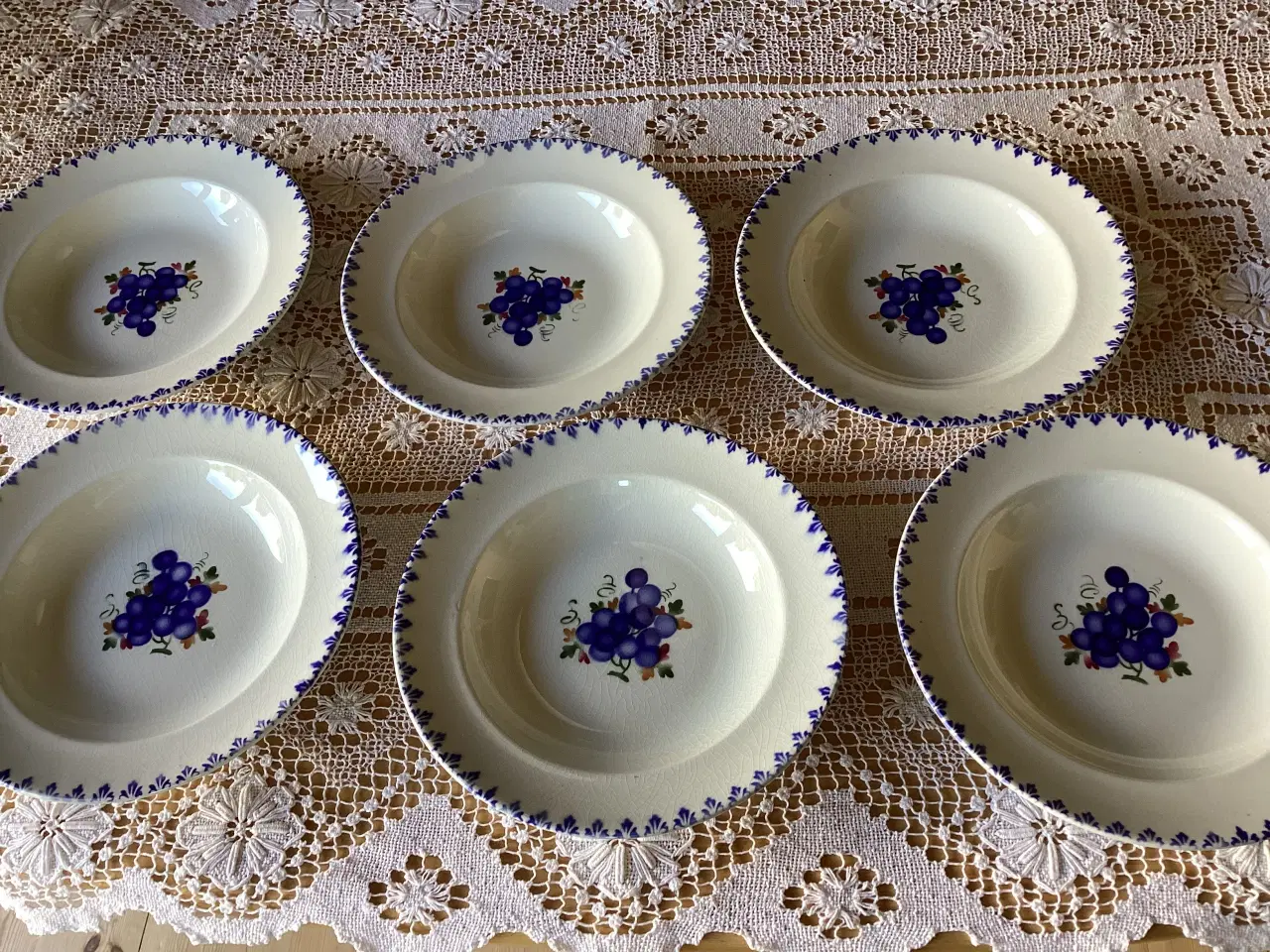 Billede 3 - 6stk vintage dybe tallerkner blå drue 