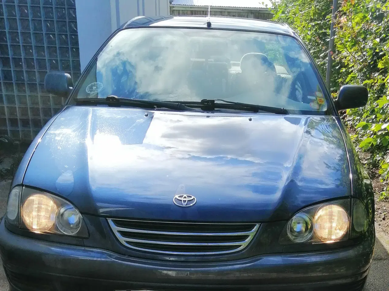 Billede 5 - Toyota Avensis 1.8 benzin 1999, synet aug24