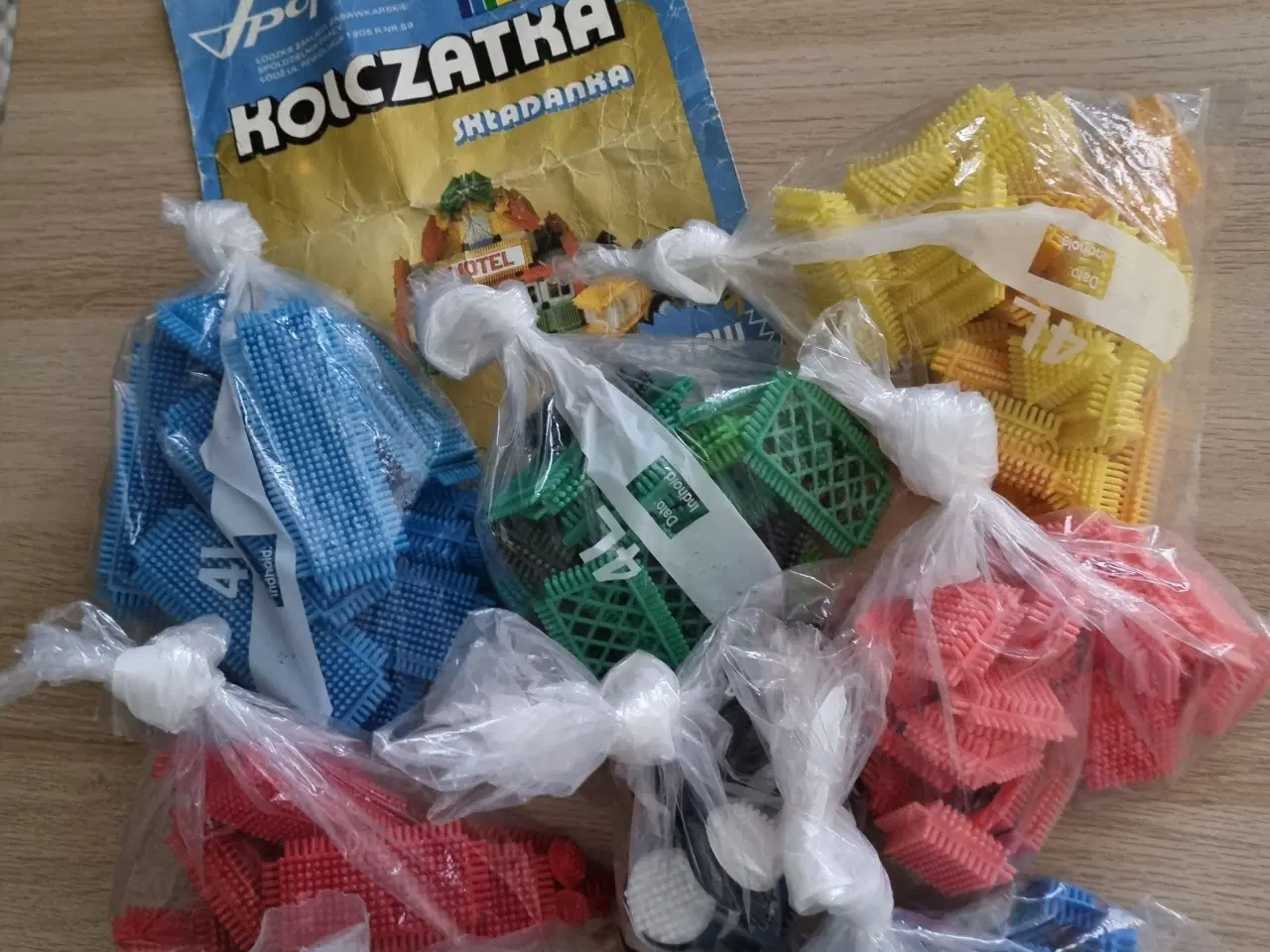 Billede 10 - Kolczatka byggesæt/klodser 1990