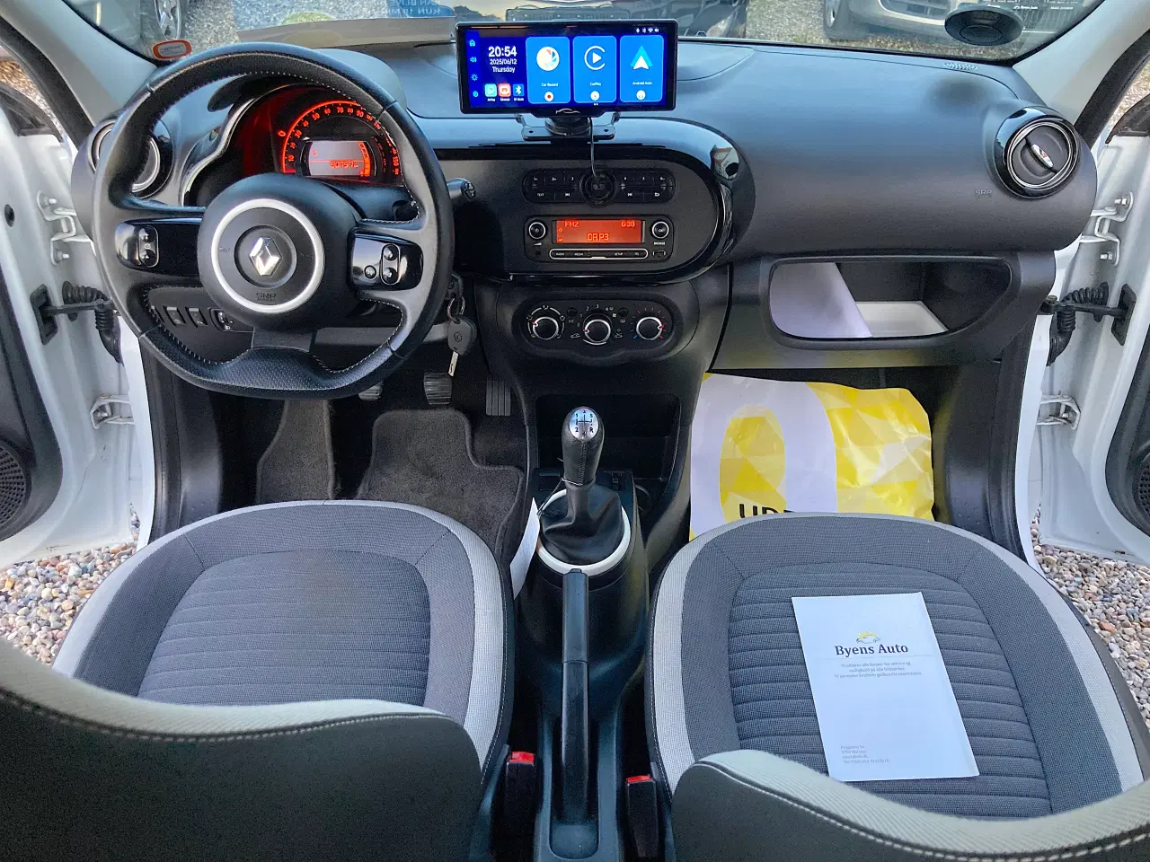Billede 8 - Renault Twingo Kun kørt 90000km nysyn