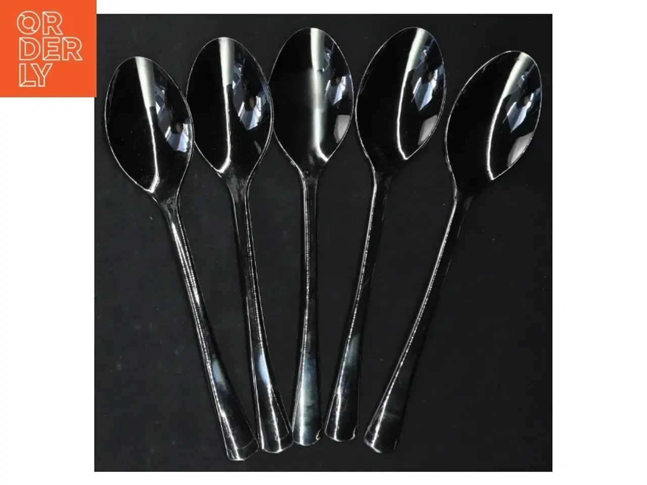 Billede 1 - 5 Sølvfarvede plastik skeer (str. 5 styk. 19 cm)