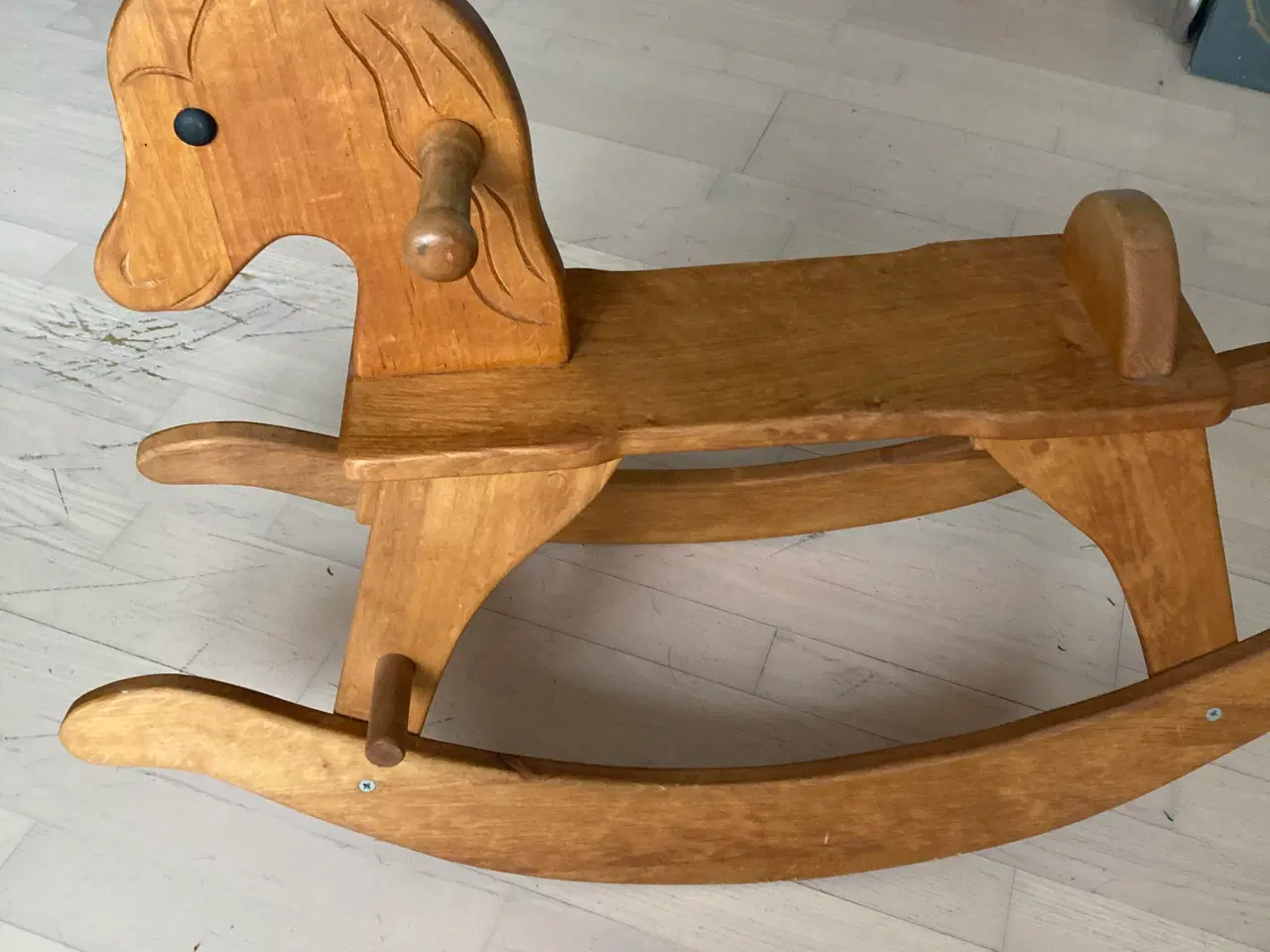 Billede 2 - Solid gyngehest, mrk. Holzformat