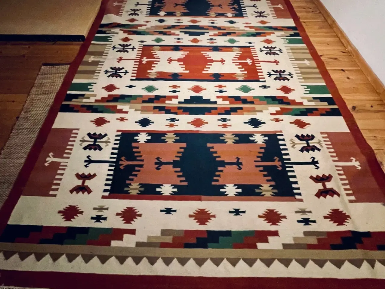 Billede 1 - ÆGTE KELIMTÆPPE I SKØNNE FARVER. 300 X 200.