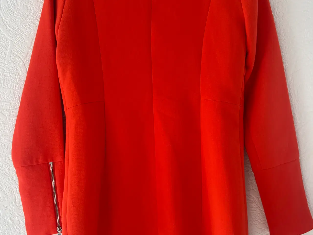 Billede 12 - Rød Jakke fra Jacqueline de Yong.