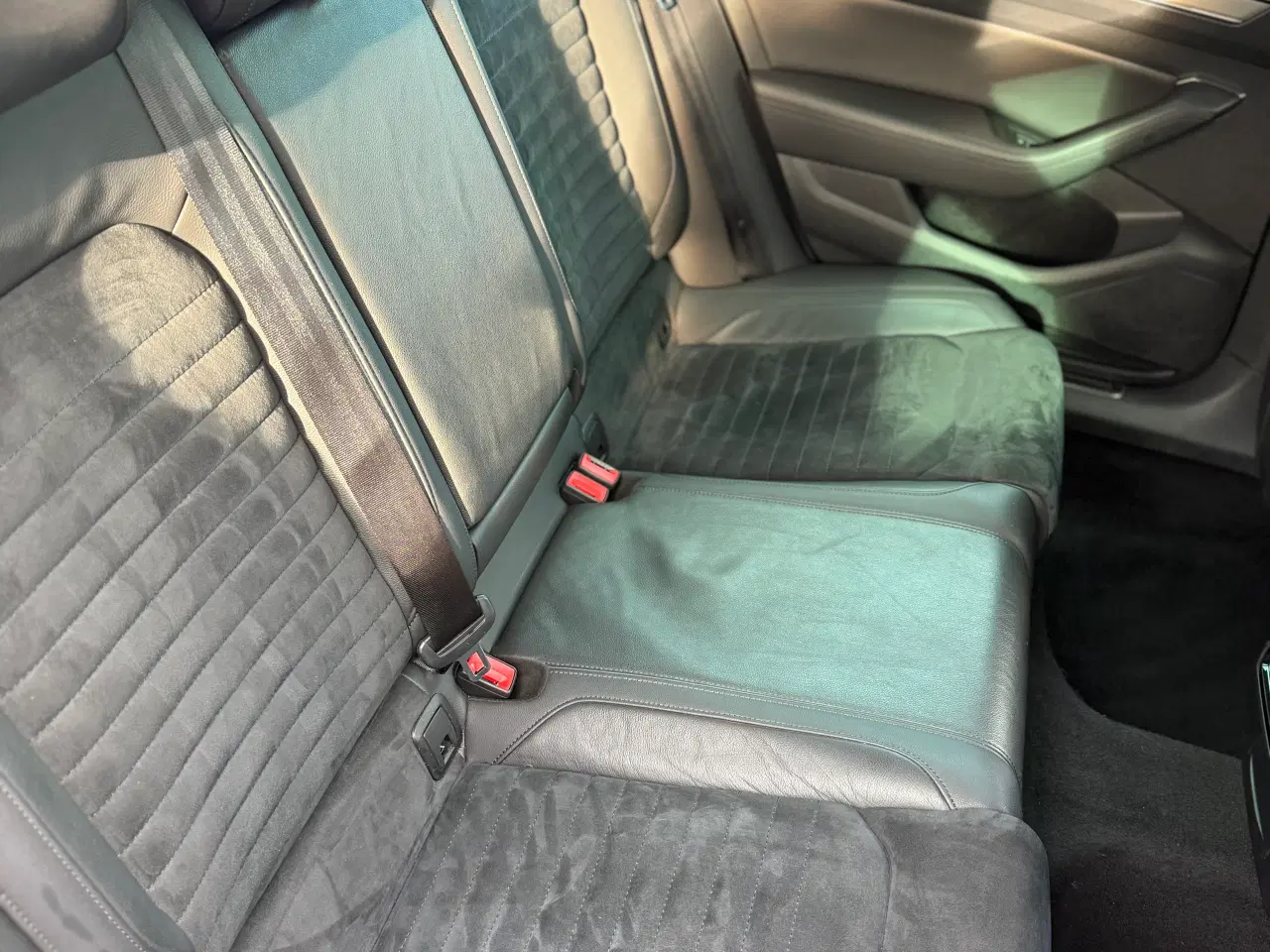 Billede 12 - Rigtig fin og velholdt Vw Passat. 