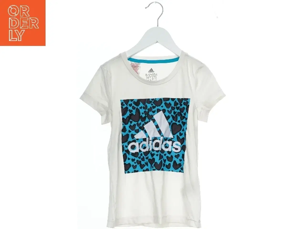 Billede 1 - T-shirt med print fra Adidas (str. 134)