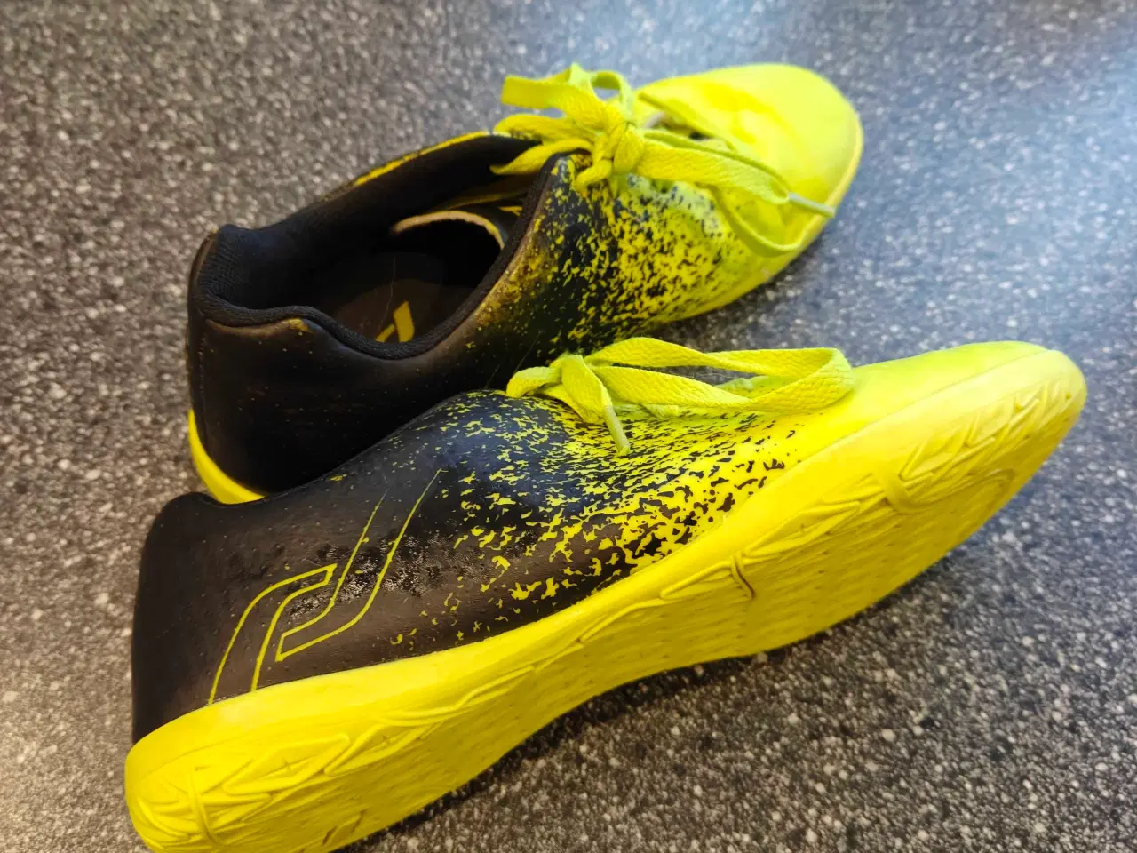 Billede 2 - Indendørs sko str. 36