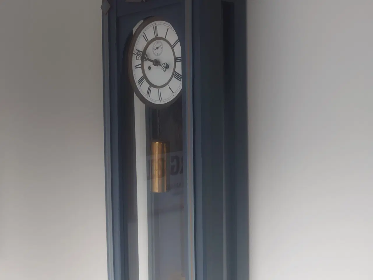 Billede 2 - Antik vægur med pendul og optræksnøgle 