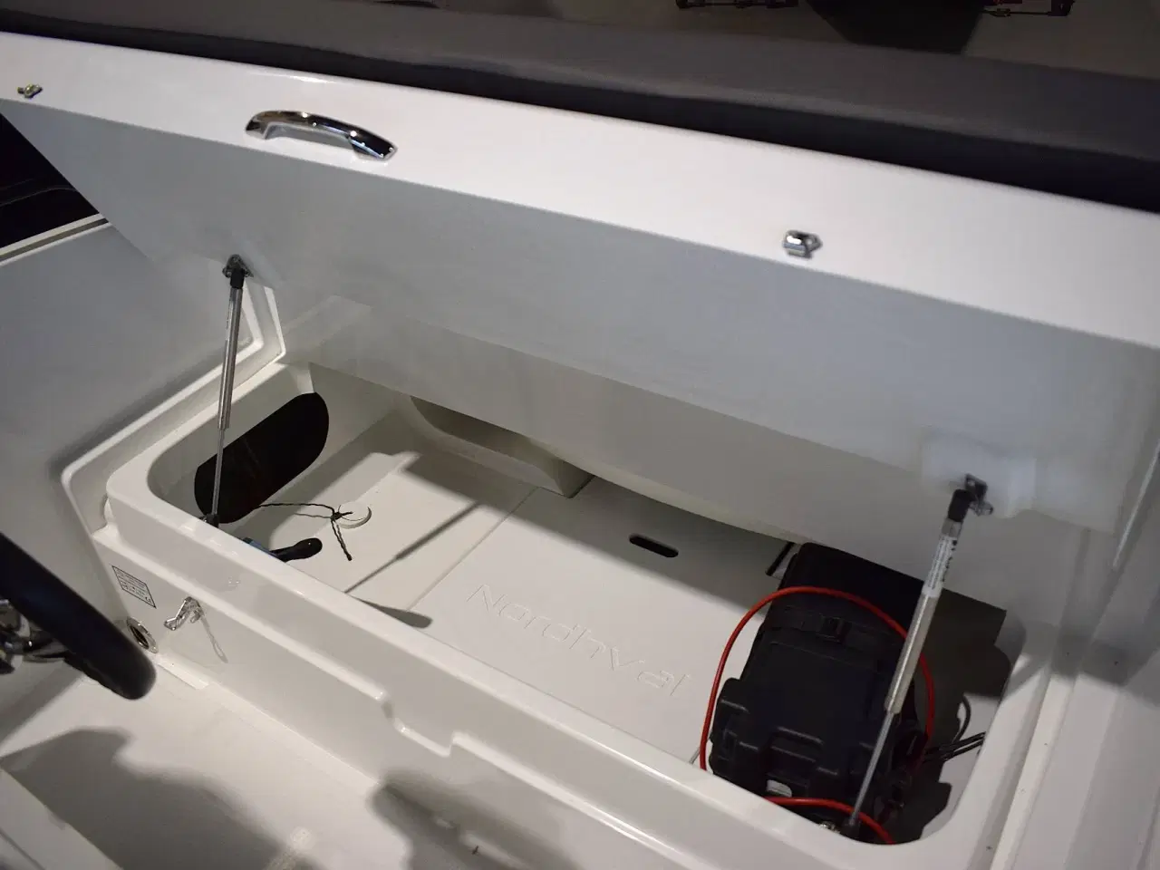 Billede 11 - Nordhval SC5 alu - 60 HK Yamaha/Udstyr