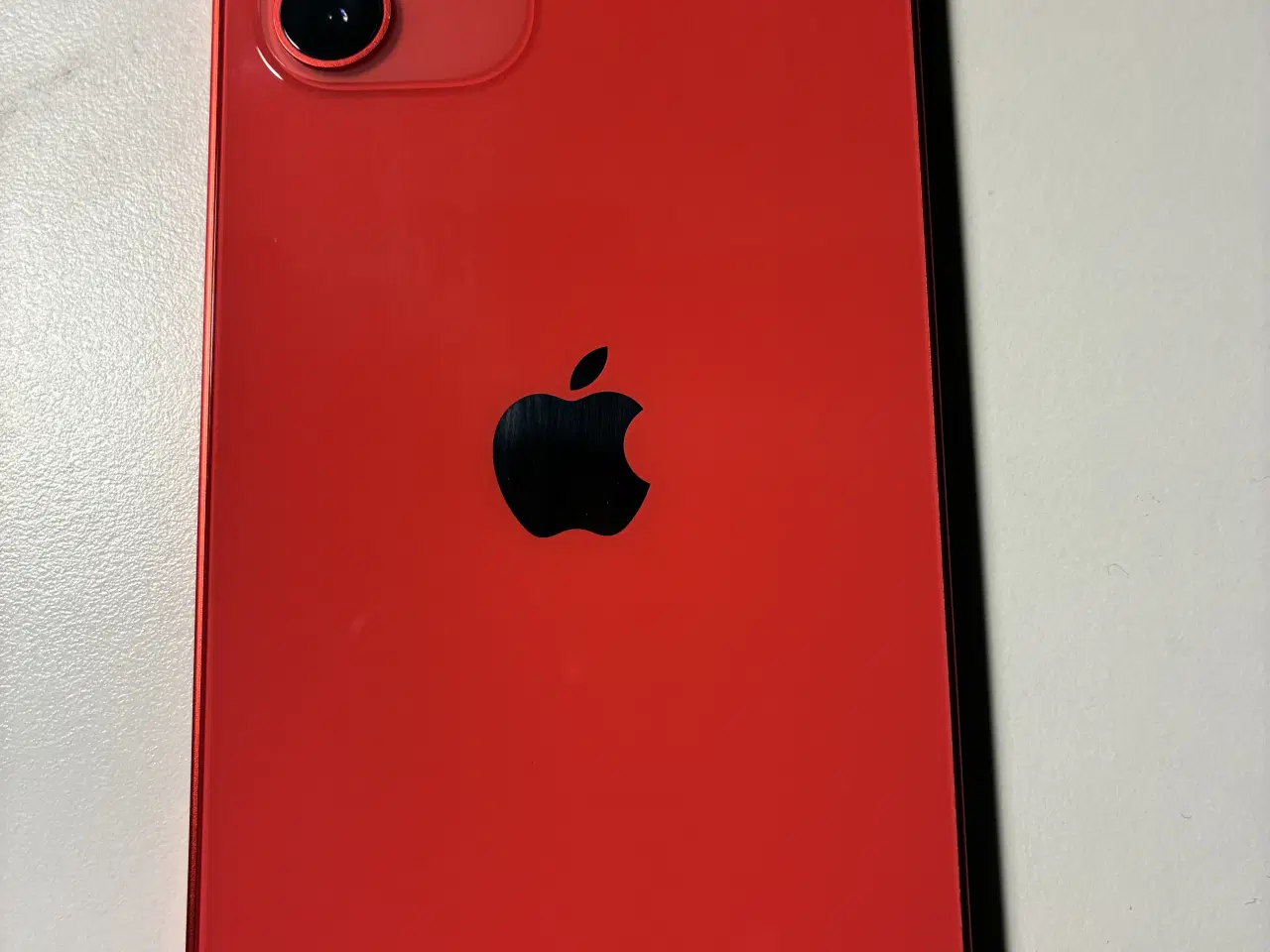 Billede 3 - Rød IPhone 12