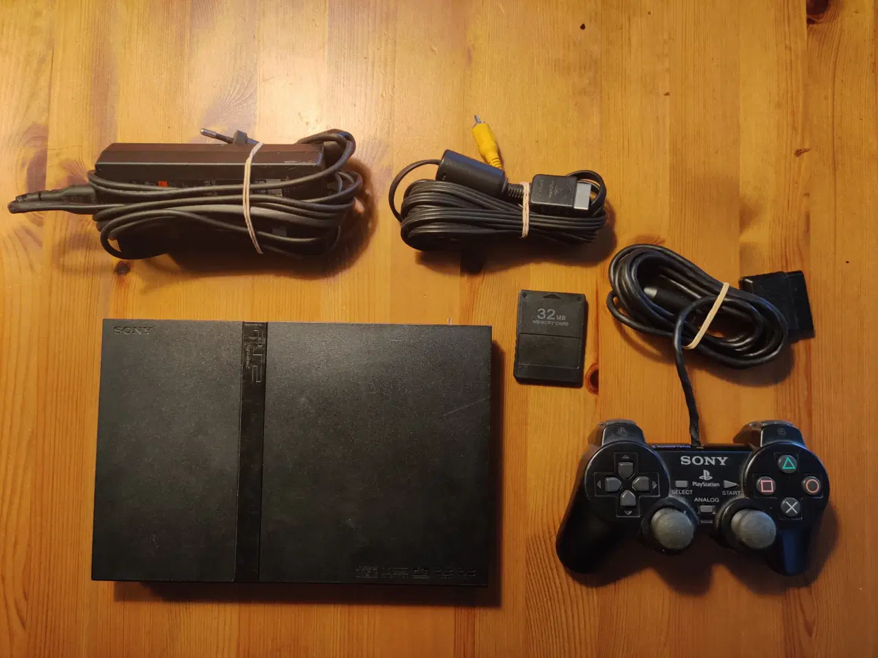 Billede 1 - Playstation 2, Slim