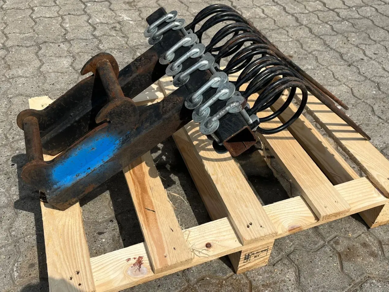Billede 5 - - - - Rive/strile til minigraver.