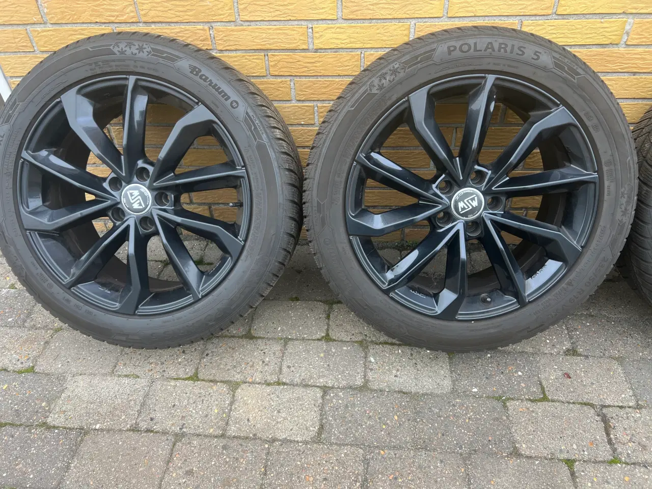 Billede 2 - Qashqai 5x114,3 19" OZ/Msv Alufælge m. Vinterdæk