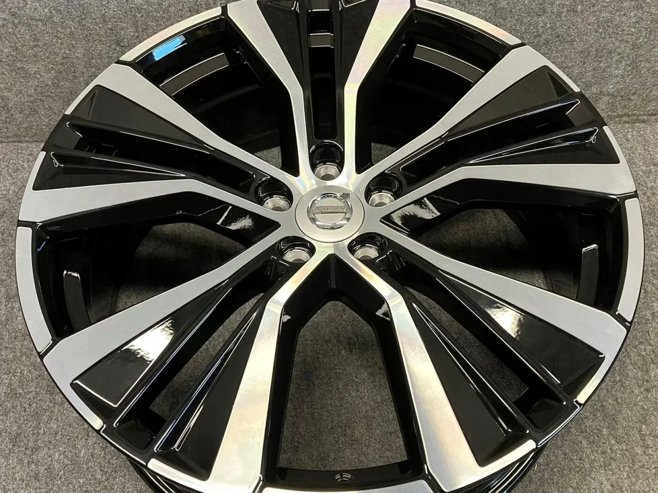 Billede 1 - VOLVO XC60 20"
