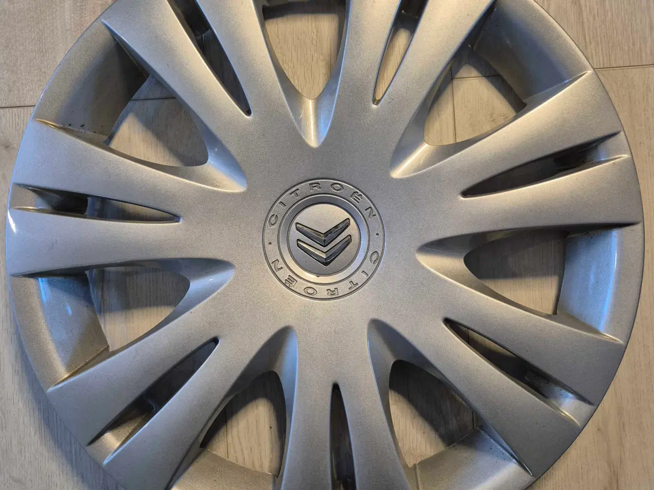 Billede 3 - Citron originale hjulkapsler 16 "