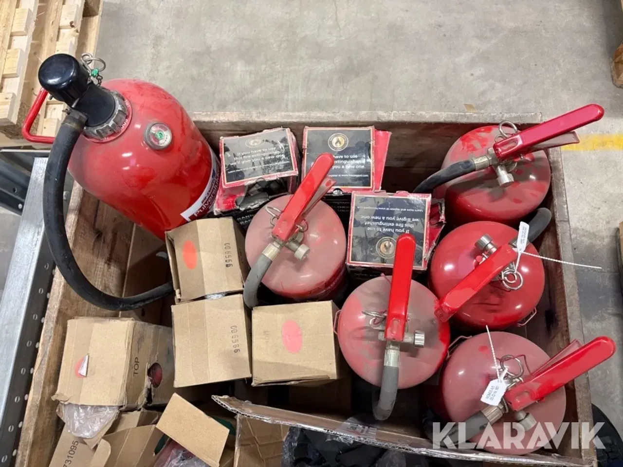 Billede 4 - Brandslukkere og holdere - 24 styk