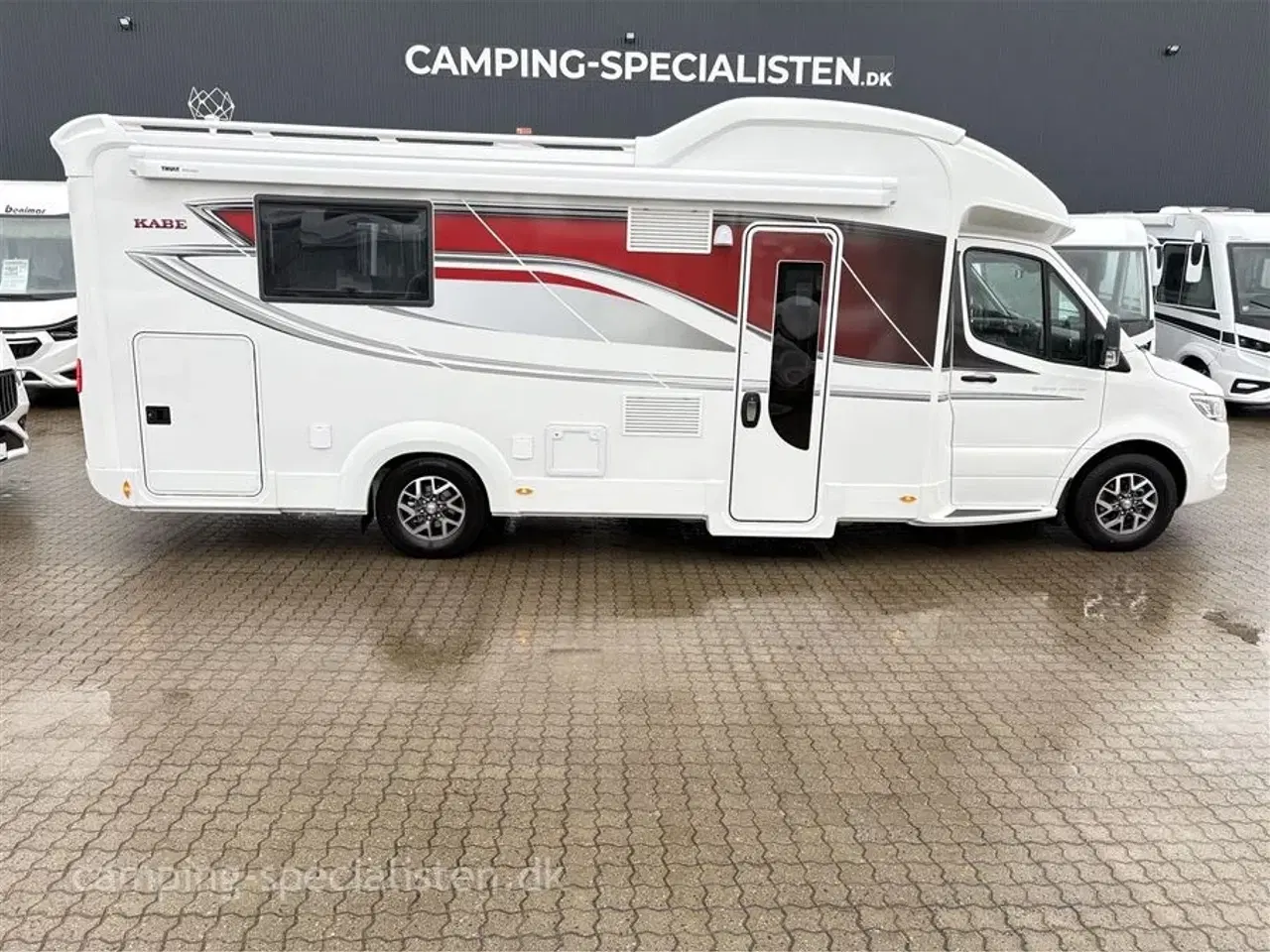 Billede 1 - 2026 - Kabe Royal X810 LQB Kabe Royal X810 LQB 2026 - kan nu ses nu hos Camping-Specialisten