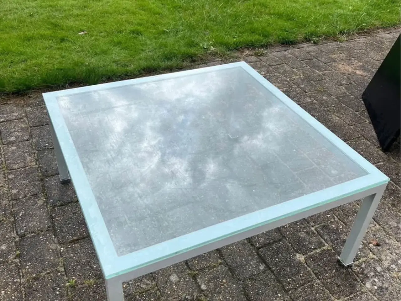 Billede 2 - Sofabord med glasplade