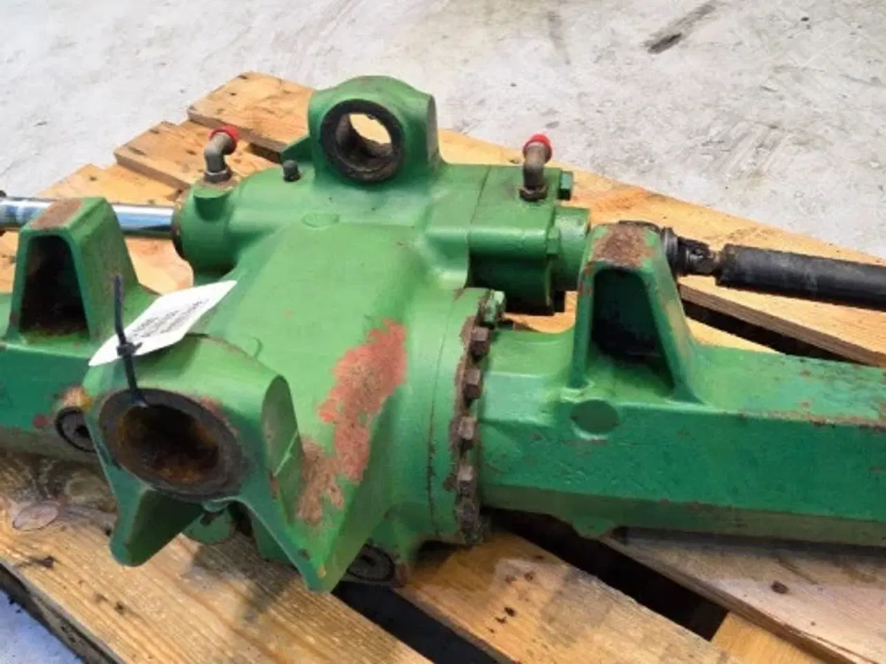 Billede 17 - John Deere 6300 Foraksel AL79153