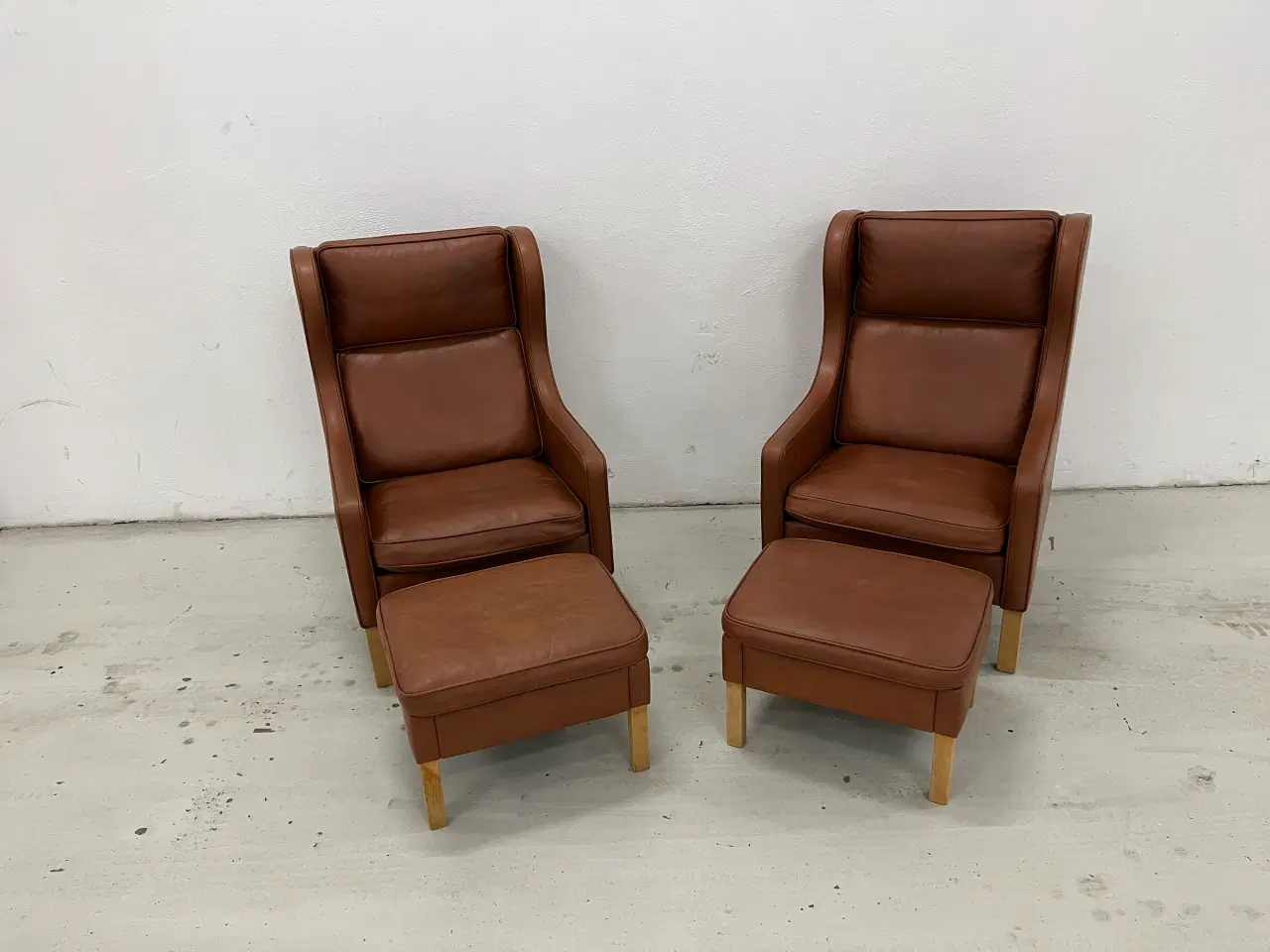 Billede 1 - Mogens Hansen MH195 Øreklapstole m/skamler.