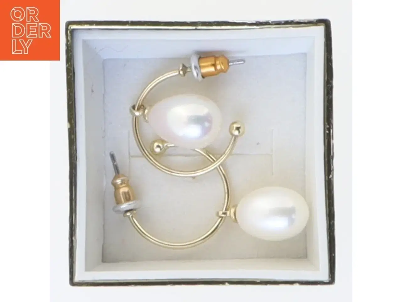 Billede 3 - Perleøreringe (str. 1,5 cm)