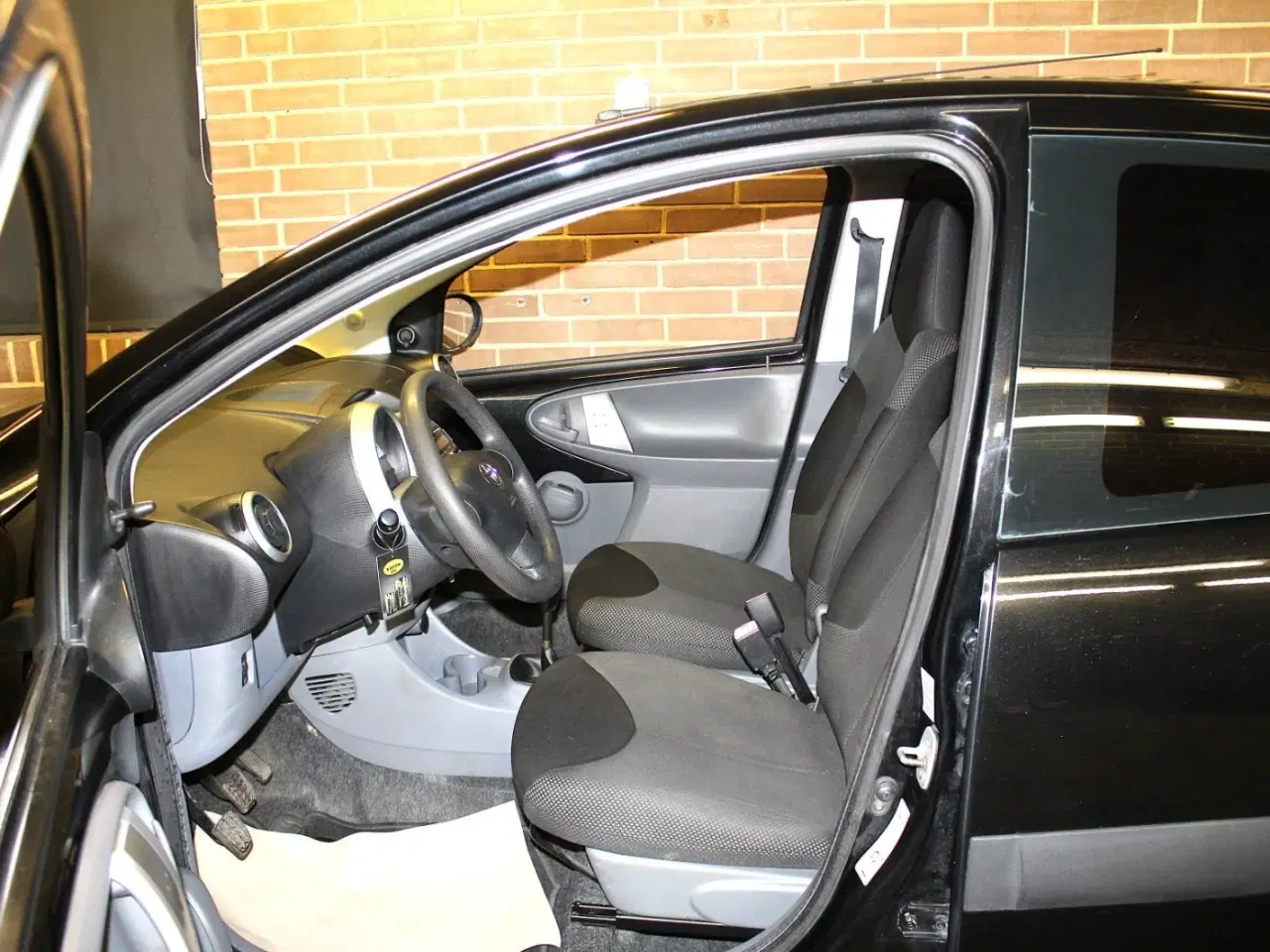 Billede 4 - Toyota Aygo 1,0 Plus Black