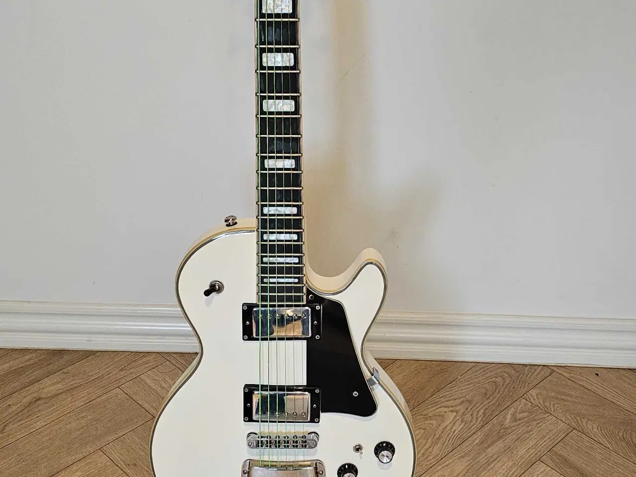 Billede 2 - Hagstrom Super Swede (2014) – Flot stand i White G